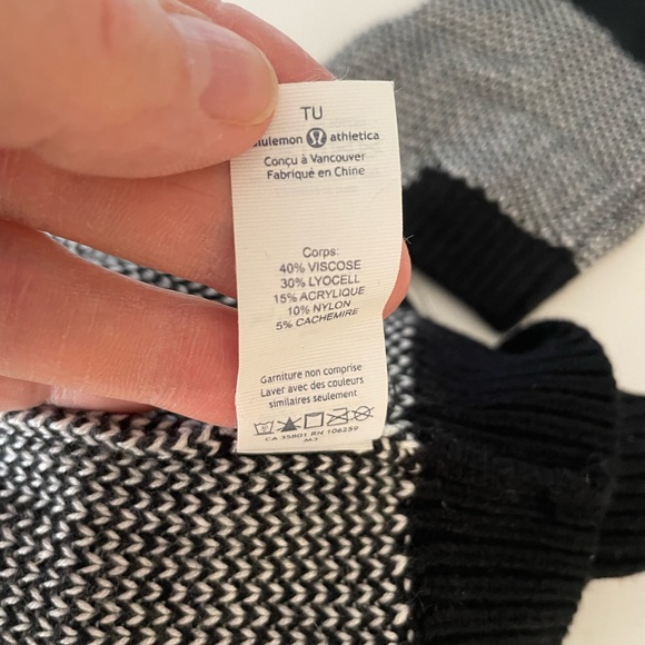 Lululemon dance sock new - Picture 4 of 5